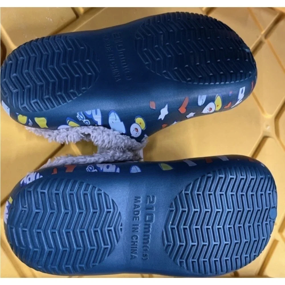 Cozy Cartoon Kids Slippers with Gray Lining 210 mm